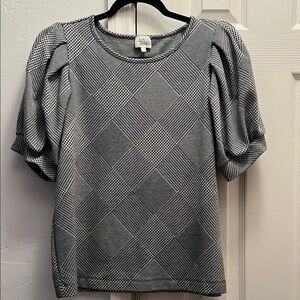 Black and White Patterned Women's Top